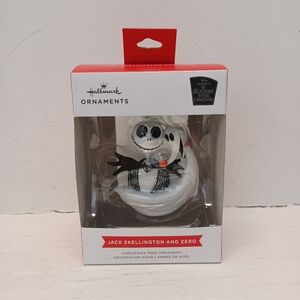 Hallmark Disney Nightmare Before Christmas Jack Skellington & Zero Tree Ornament